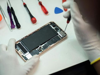 Reparatie Iphone/ Piese de schimb / ecran / baterie / decodificare foto 4