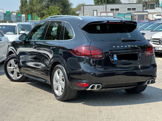 Porsche Cayenne foto 4