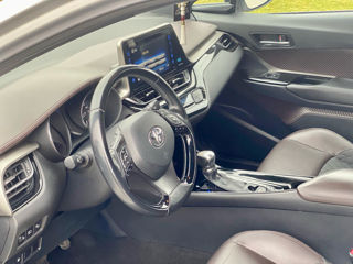 Toyota C-HR foto 5