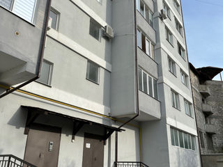 Apartament cu 3 camere, 99 m², Centru, Comrat foto 2