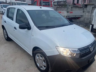 Dacia Sandero foto 2