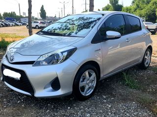 Toyota Yaris foto 2