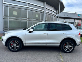 Volkswagen Touareg foto 2