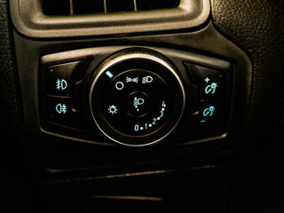 Ford Focus foto 15