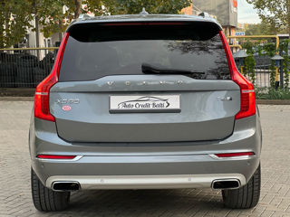 Volvo XC90 foto 9