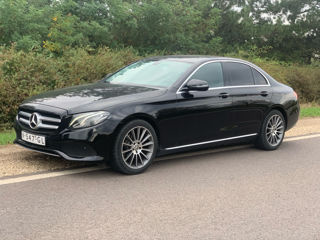 Mercedes E-Class foto 3