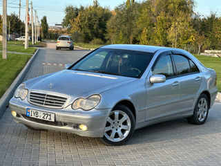 Mercedes C-Class