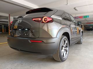 Mazda MX-30 foto 4