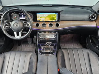 Mercedes E-Class foto 17