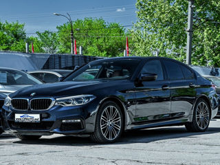 BMW 5 Series фото 4