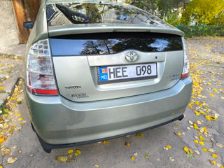 Toyota Prius foto 4