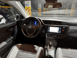 Toyota Auris foto 15