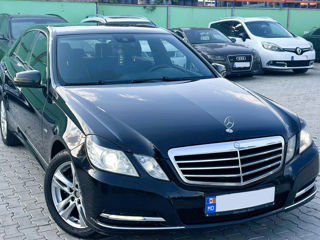 Mercedes E-Class foto 1