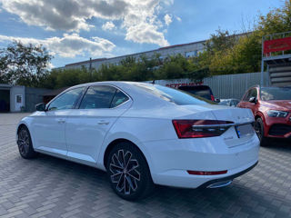 Skoda Superb foto 3