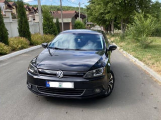 Volkswagen Jetta foto 1