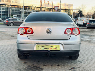 Volkswagen Passat foto 4