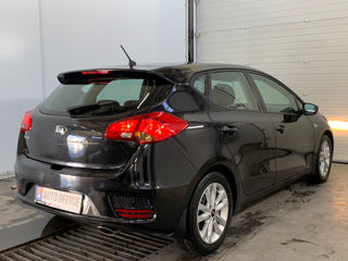 KIA Ceed foto 6