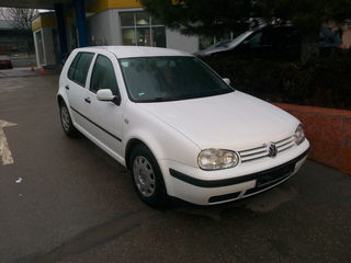 Volkswagen Golf foto 1