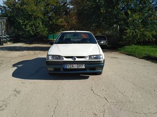 Renault 19 foto 3