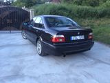 BMW 5 Series foto 4