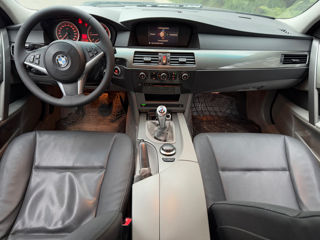 BMW 5 Series foto 7