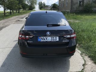 Skoda Superb foto 3