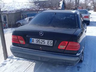 mercedes e class foto 2