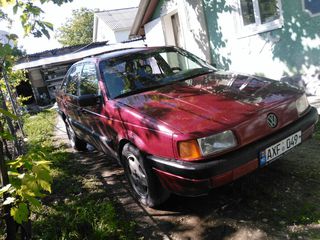 Volkswagen Passat foto 1