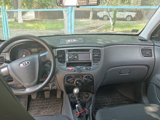 KIA Rio foto 3