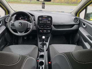 Renault Clio foto 6