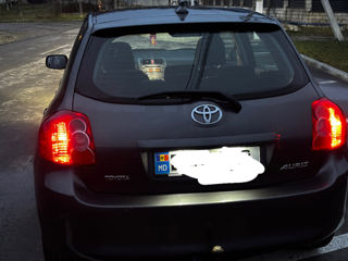 Toyota Auris foto 2