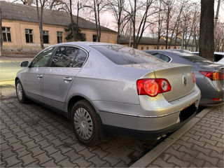 Volkswagen Passat foto 2