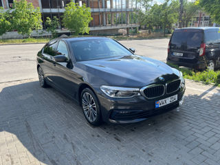 BMW 5 Series foto 4