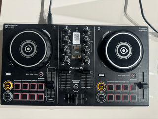 Smart DJ controller DDJ-200 foto 2