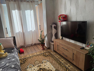 Ap. 1 cam., 30 м², 2/5 et.