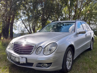 Mercedes E Class foto 1