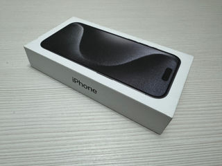 iPhone 15 pro black titanium 256gb