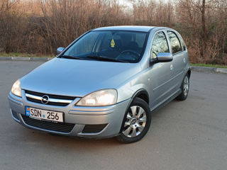 Opel Corsa foto 2