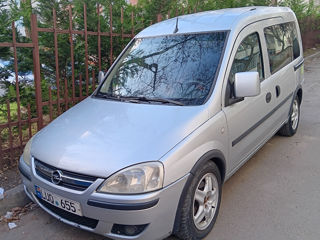 Opel Combo foto 2