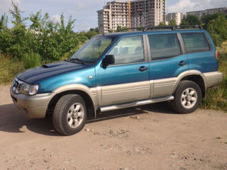 Nissan Terrano foto 1