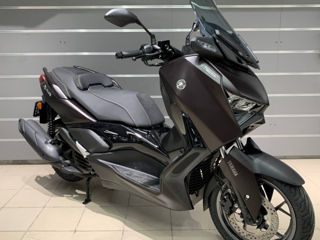 Yamaha xmax 125 tech max foto 2