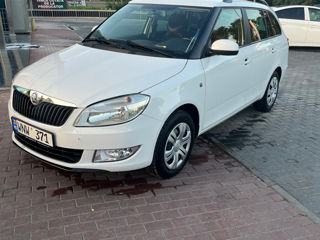 Skoda Fabia foto 2