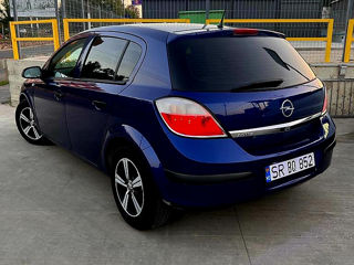 Opel Astra foto 2