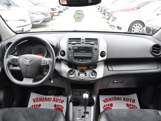 Toyota Rav 4 foto 9