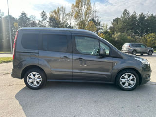 Ford Tourneo Connect foto 8