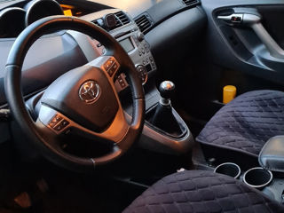 Toyota Verso foto 6