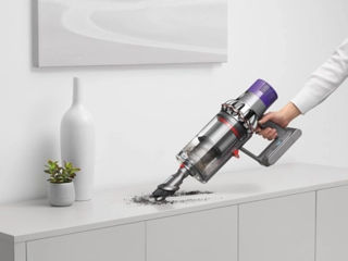 Пылесос dyson v10 cyclone absolute