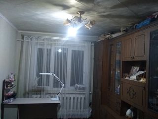 Vind apartament in s. Piatra alba r-nul Ialoveni situa într-o zonă foarte buna nu necesita reparație foto 1