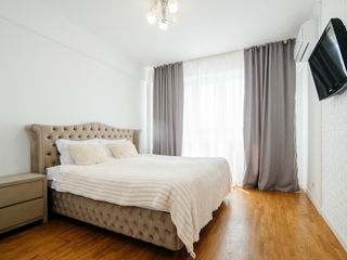 Apartament cu 3 camere, 90 m², Centru, Chișinău foto 4