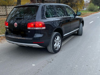 Volkswagen Touareg foto 2